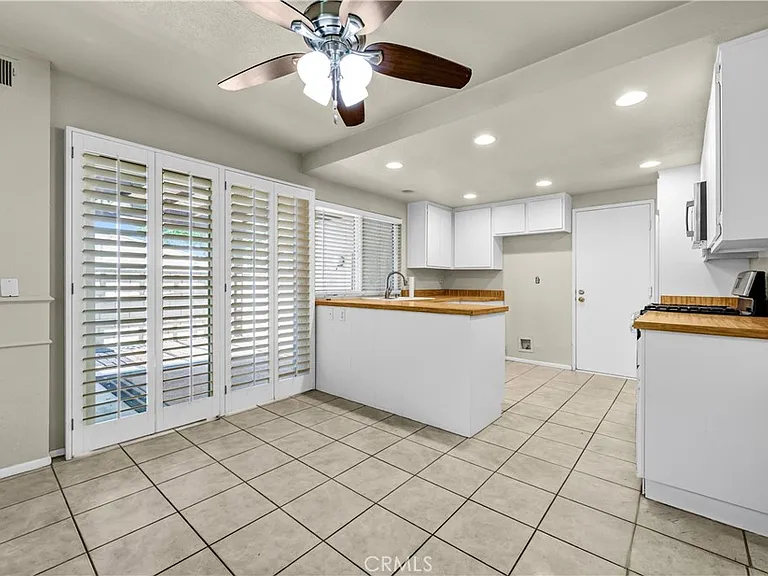 5598 E Vista Del Rio — Photo 11
