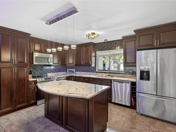 4379 Jib Boom Ct APT 2B, Fort Myers, FL 33919