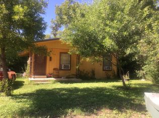 616 W Garden St, Uvalde, TX 78801
