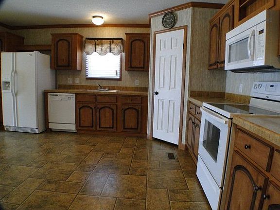 Big kitchen