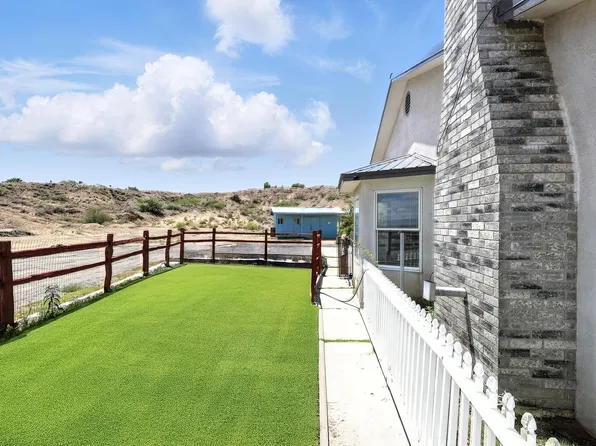 3600 Roldan Dr, Belen, NM 87002