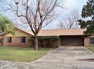 4006 Woodridge Rd, Panama City, FL 32405