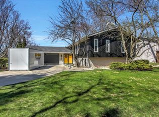 12110 W 97th Ct, Saint John, IN 46373