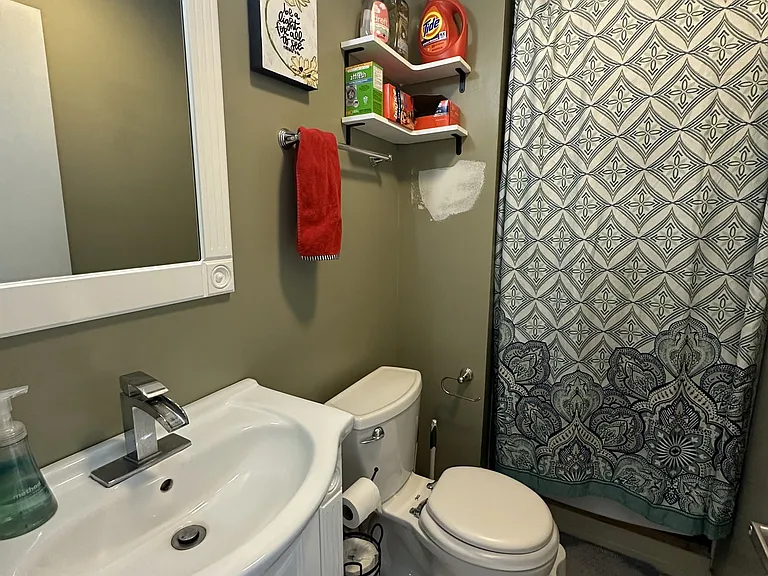 55 E Jeffery Ave #HOUSE — Photo 13