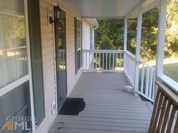 5th image of 390 Country Lake Dr
