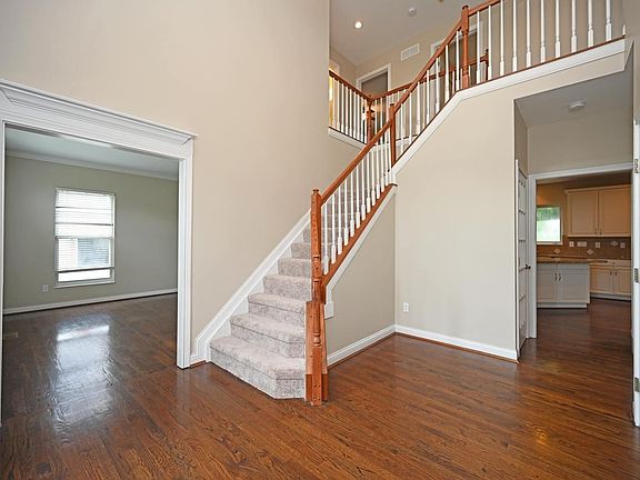 3rd image of 7645 Lilac Vista Dr