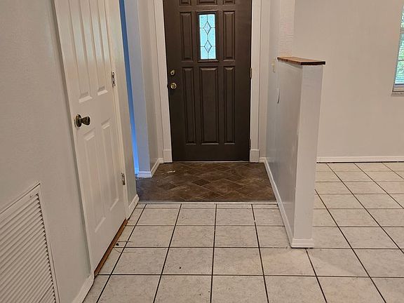 3rd image of 2847 W Rennet Ct