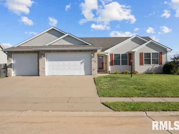 356 Lynnea Dr, Eldridge, IA 52748