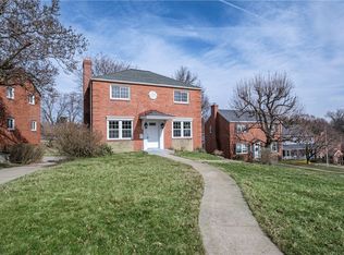 4 Robinhood Rd, Pittsburgh, PA 15220