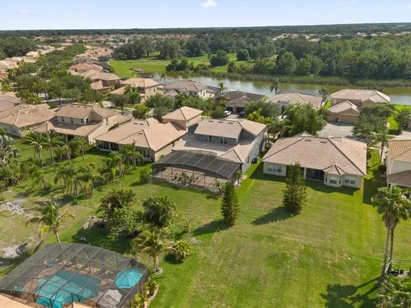 3759 Eagle Isle Cir, Kissimmee, FL 34746