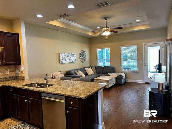 3rd image of 313 Majestic Beauty Ave