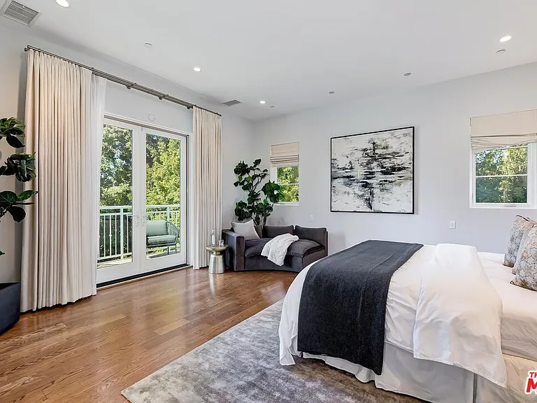 9767 Monte Mar Dr — Photo 32