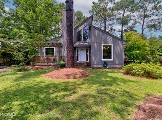 526 Hidden Valley Rd, Wilmington, NC 28409