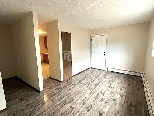 2149 Preuss Rd #1 Photo 1