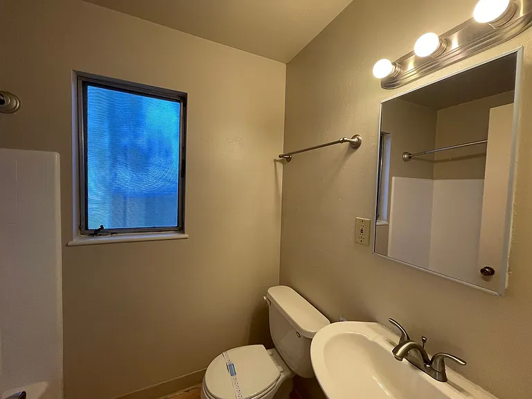 5488 Carlson Dr #&-5492 — Photo 17