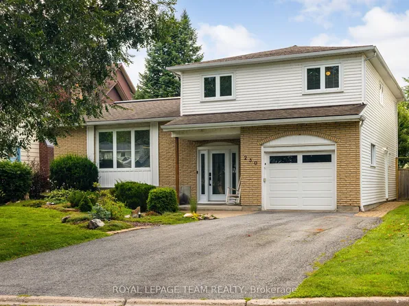 230 Lincoln Heights Rd, Ottawa, ON K2B 8A8
