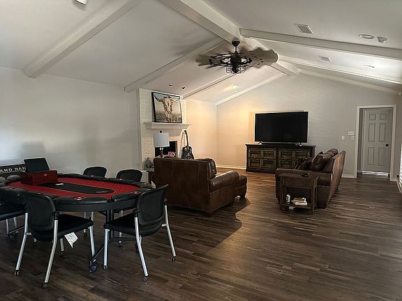 5th image of 900 Shirley Ct