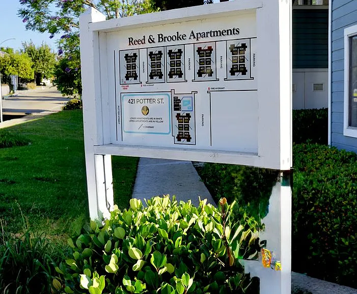Reed and Brooke Apartments — Photo 5
