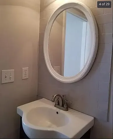 4233 Carson Ln — Photo 4