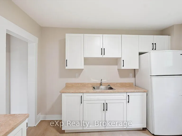 132 Macdonald Ave — Photo 11