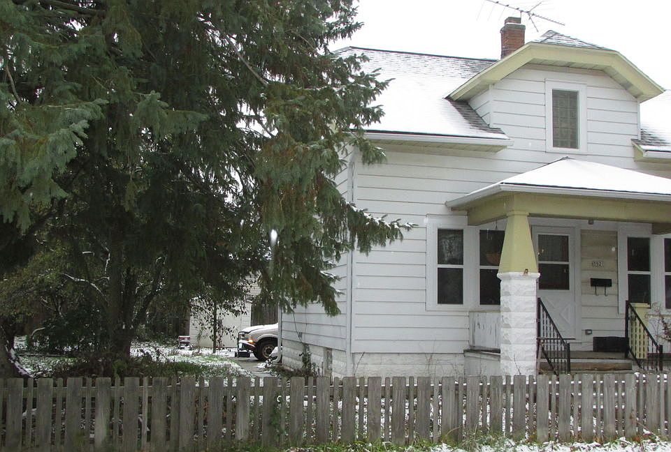 1st image of 3921 S Iowa Ave