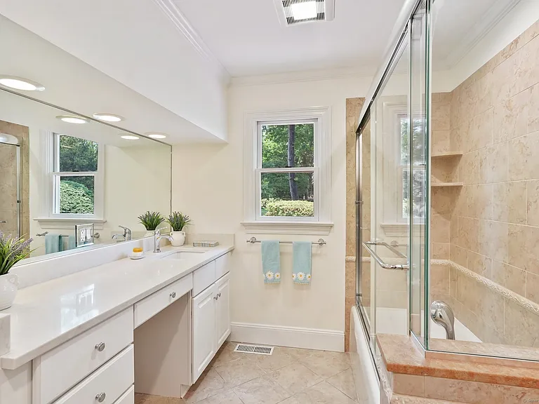 50 Harrison Ave #1 — Photo 10