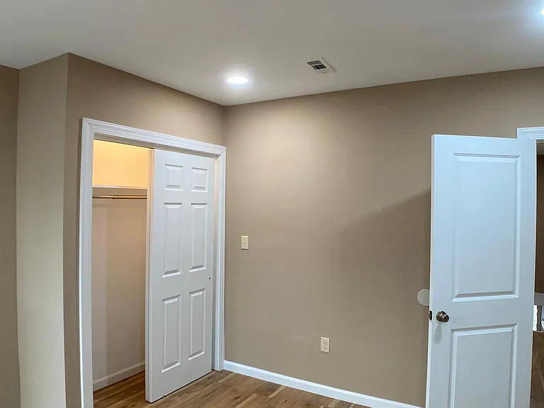 5166 Funston St — Photo 17