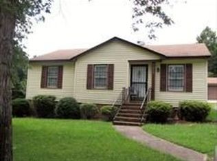 640 Gentle Breeze Dr, Charlotte, NC 28273