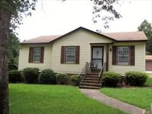 640 Gentle Breeze Dr, Charlotte, NC 28273