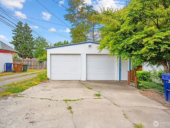 5th image of 3626 E j Street