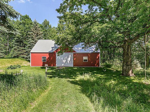 3rd image of 15015 Held Cir