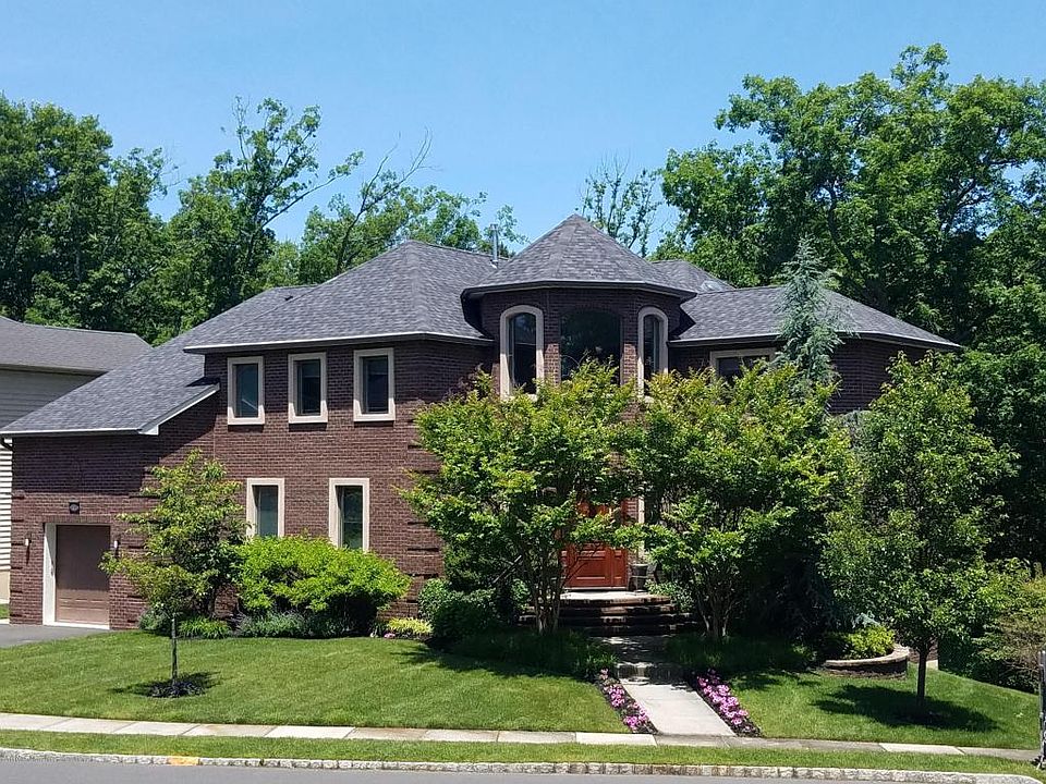 1st image of 103 Reagan Ct