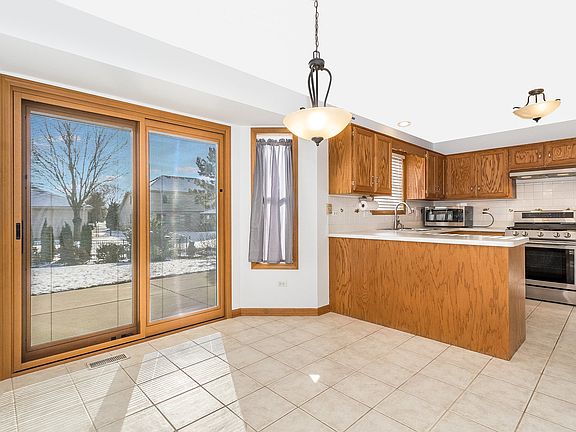 3rd image of 25255 Jacob Fry Dr