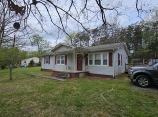 59 Rainbow Hill Dr, Millboro, VA 24460