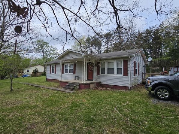 59 Rainbow Hill Dr, Millboro, VA 24460