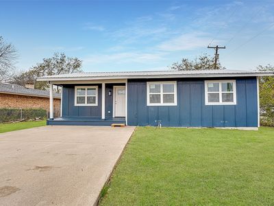 308 Avenue E, Ennis, TX, 75119