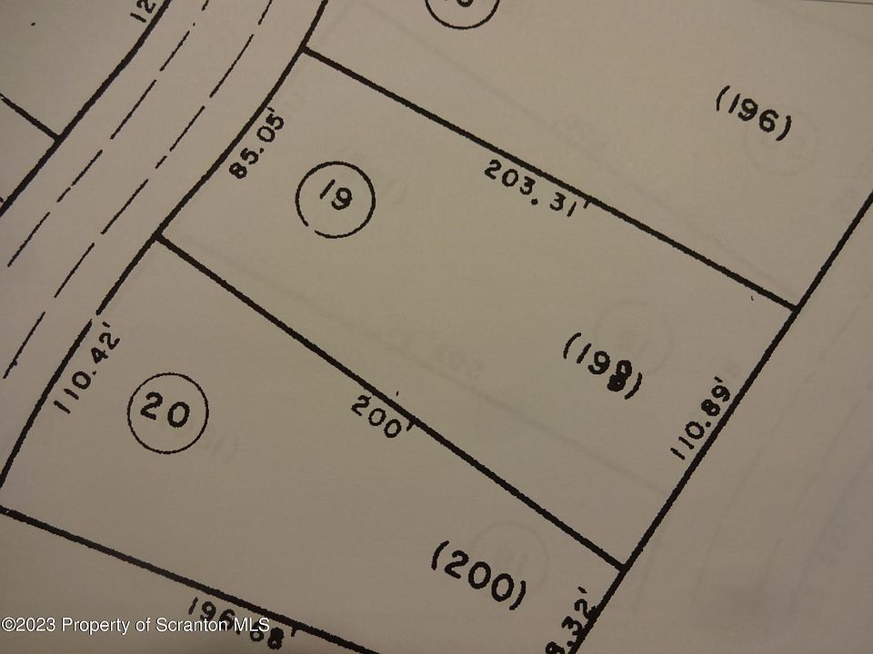 2nd image of 198 Fountain Dr
