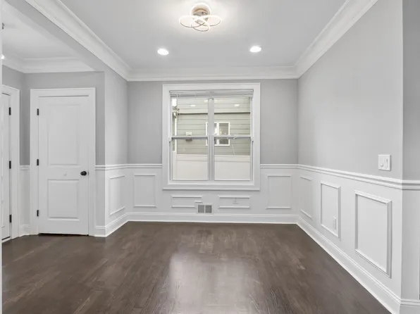 54 Lawton Avenue image 12 of 26