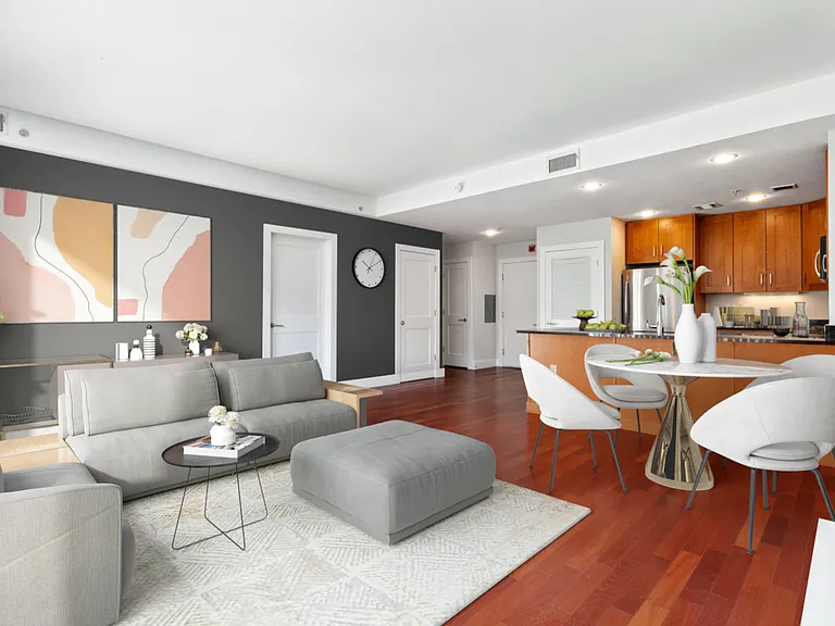 Juliana Apartments — Photo 21