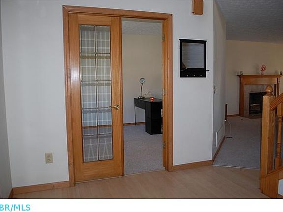 4th image of 5421 Old Creek Ln