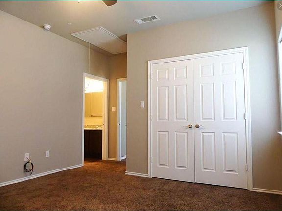 4th image of 612 Meadow View Ct #102