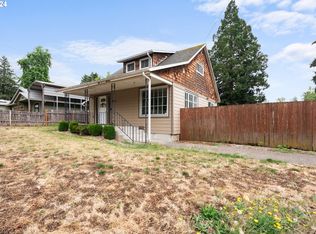 6722 SE Clackamas Rd, Milwaukie, OR 97267