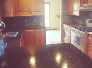 11020 Abbott Ln, Minnetonka, MN 55343