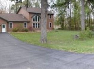 8417 Ridge Rd, Gasport, NY 14067