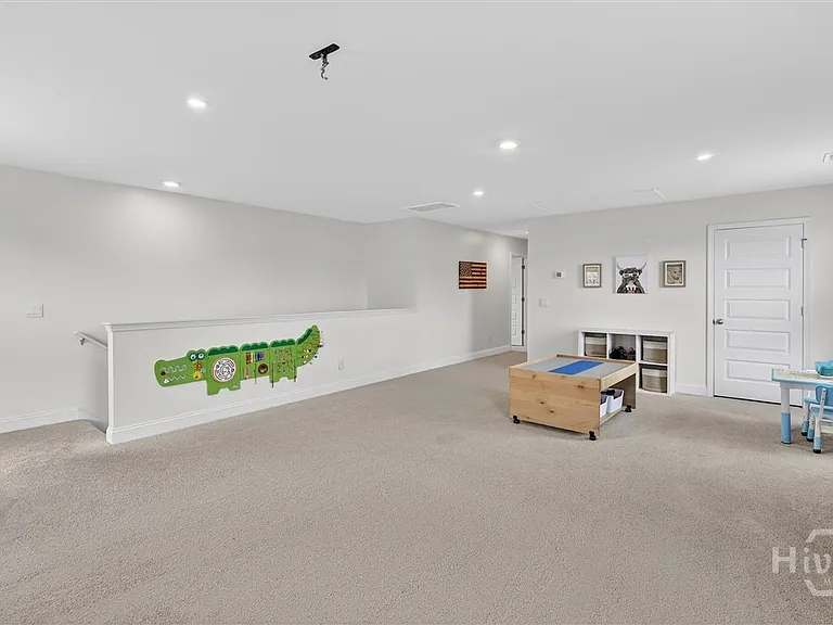 289 Logging Hill Dr — Photo 16