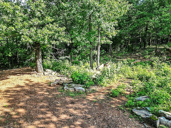 5th image of 14295 Blue Mountain Rd