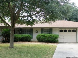 406 Dalecrest Dr, Windcrest, TX 78239