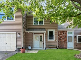 149 Skipton Pl, Somerset, NJ 08873