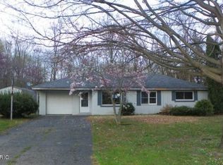 57571 Walnut St, Three Rivers, MI 49093