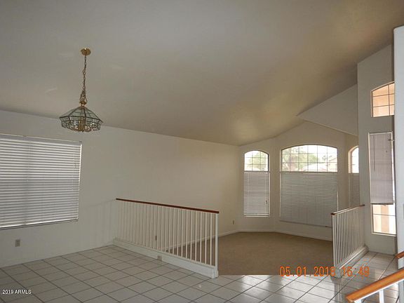 5th image of 1912 W Spruce Dr